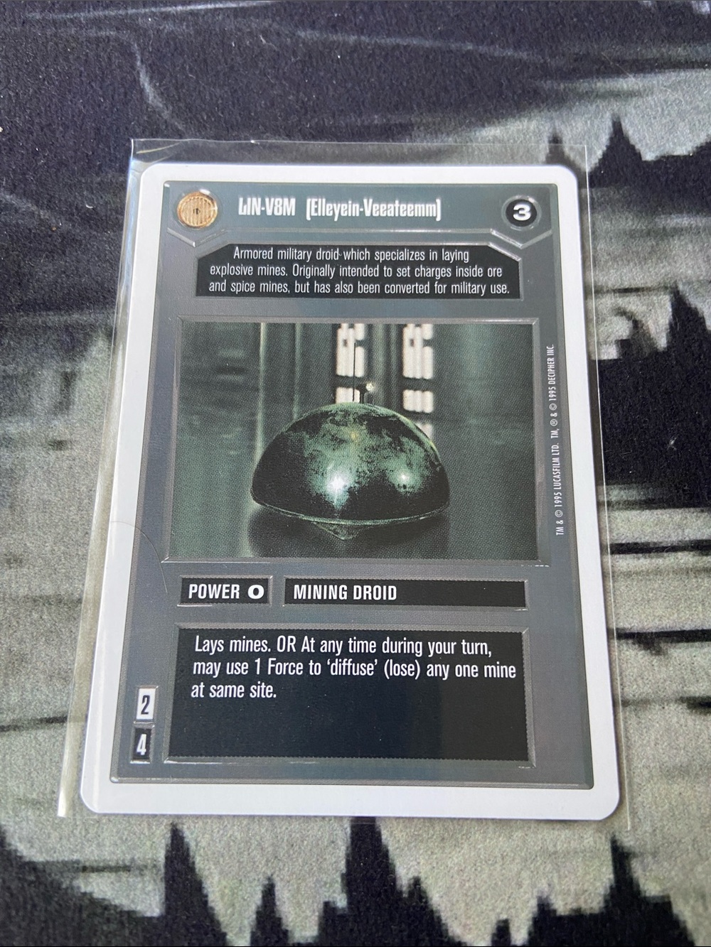 LIN-V8M (Elleyein-Veeateemm) 1995 Decipher Star Wars Customizable Card Game